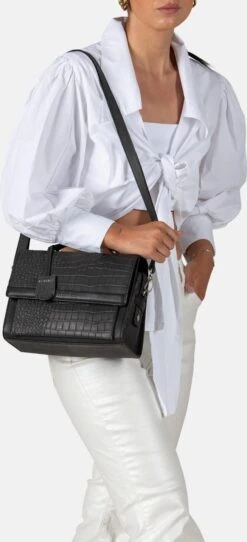 Burkely Casual Cayla Dames Handtas Citybag - Zwart -Burkely 547x1200 1