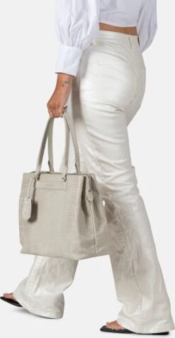 Burkely Casual Cayla Dames Werktas 13.3" - Gebroken Wit -Burkely 621x1200 1