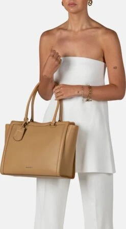 Burkely Beloved Bailey Dames Werktas 14" - Licht Cognac -Burkely 665x1200 1