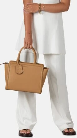 Burkely Beloved Bailey Dames Handtas - Licht Cognac -Burkely 674x1200