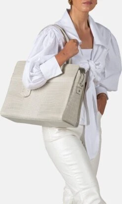 Burkely Casual Cayla Dames Werktas 15.6" - Gebroken Wit 13 Burkely Casual Cayla Dames Werktas 15.6" - Gebroken Wit -Burkely 716x1200 1