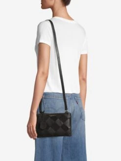 BURKELY Schoudertasjes Schoudertas Even Elin Dames Zwart -Burkely 7d4b00a1d4471d60578901974e03bbdf