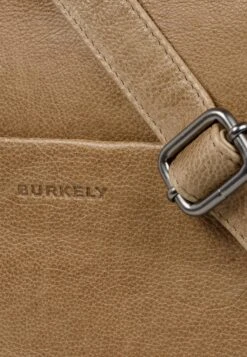BURKELY Just Jolie Messenger- Schoudertas - Khaki 12 BURKELY Just Jolie Messenger- Schoudertas - Khaki -Burkely a6f088ef13434507b43df1df11d23aa5