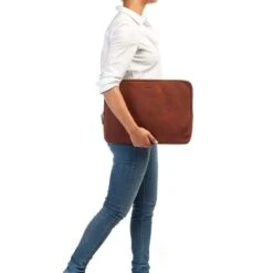 Burkely Antique Avery Laptopsleeve 15,6'' Cognac -Burkely burkely antique avery laptopsleeve 156 cognac burkely 908112