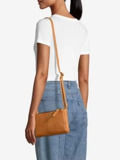 BURKELY Schoudertasjes Schoudertas Just Jolie Dames Cognac -Burkely e207fff9449c66f5af8cf041beab48c3